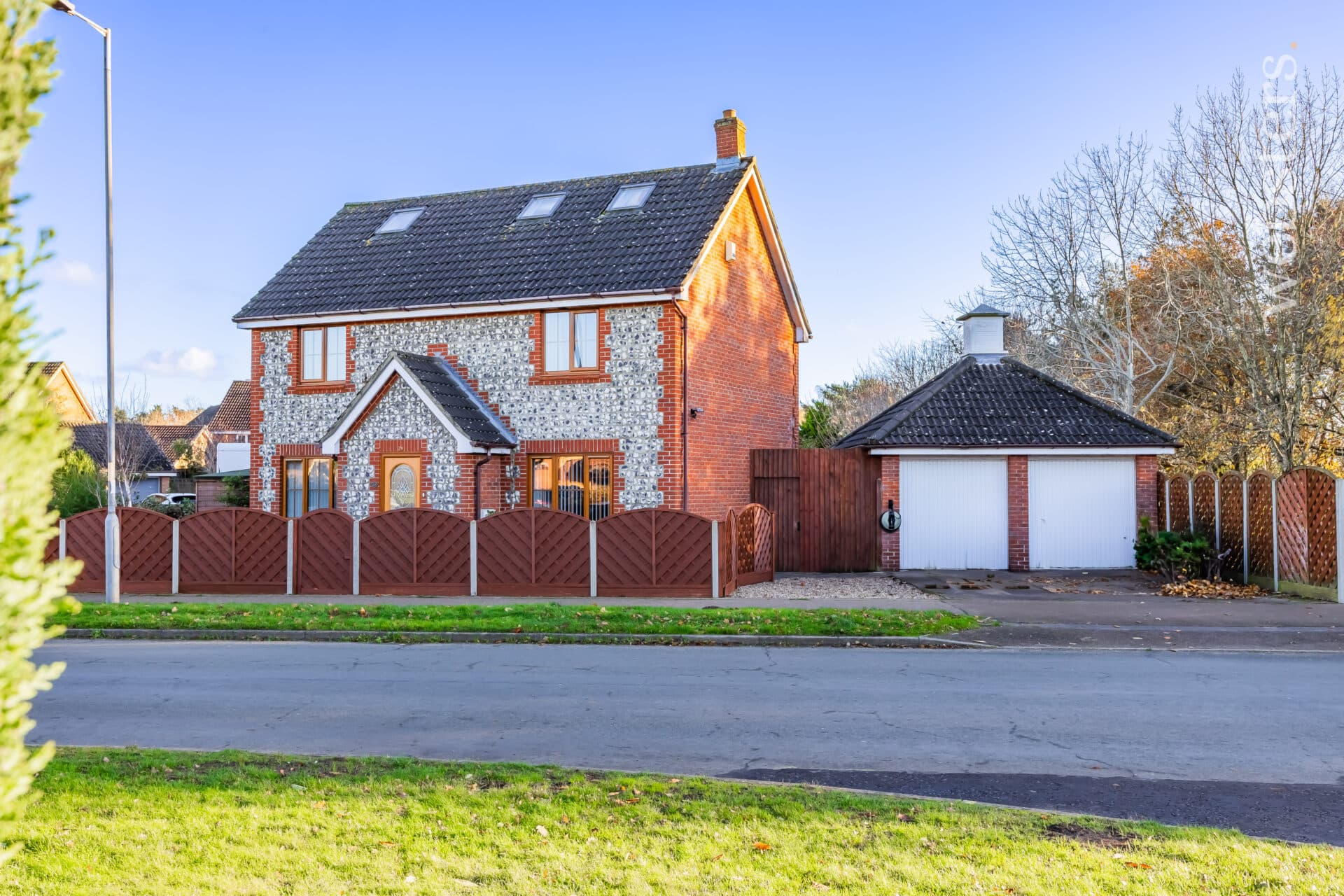 Longdale, Drayton, Norwich, Norwich, NR8 6AU