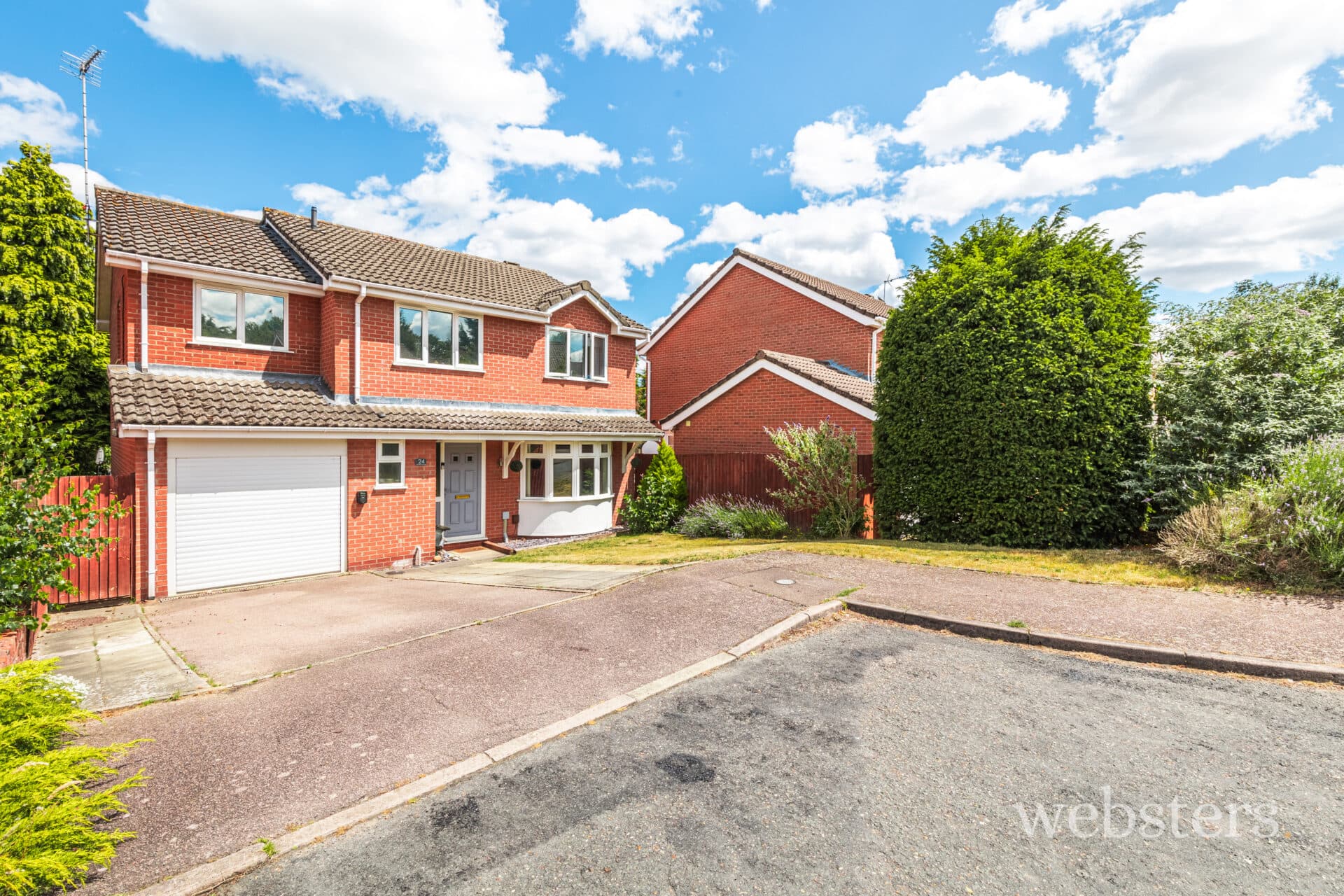 Hazel Close, Taverham, Norwich, Norwich, NR8 6YE