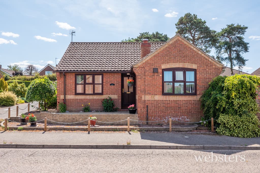 Woodfield Road, Holt, Norfolk, NR25 6TX