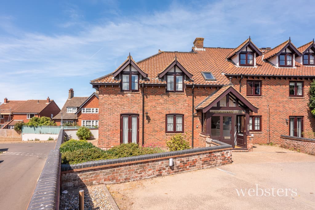 Victoria Court, Cliff Road, Sheringham, Norfolk, NR26 8DJ
