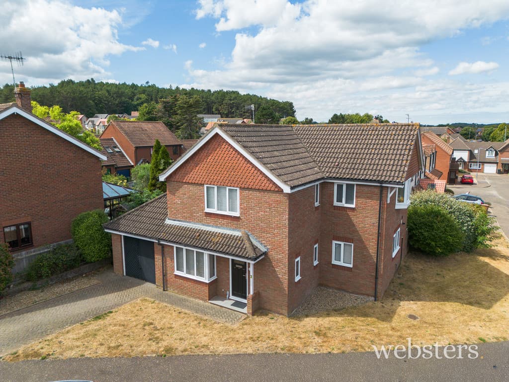 Seaview Crescent, Sheringham, Norfolk, NR26 8XR