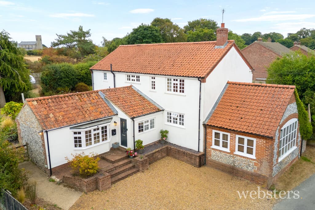 Old Turnpike Road, Roughton, Norwich, Norfolk, NR11 8SP