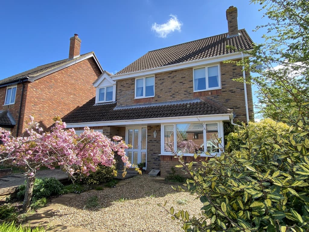 Seaview Crescent, Sheringham, Norfolk, NR26 8XT