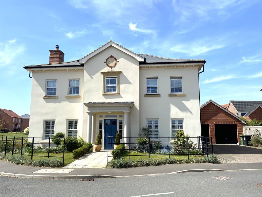 Woodpecker Avenue, Holt, Norfolk, NR25 6GJ