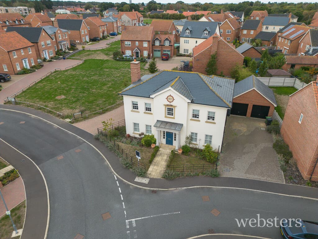 Woodpecker Avenue, Holt, Norfolk, NR25 6GJ
